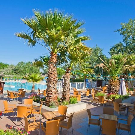 Azureva Le Grau Du Roi Aparthotel Екстериор снимка